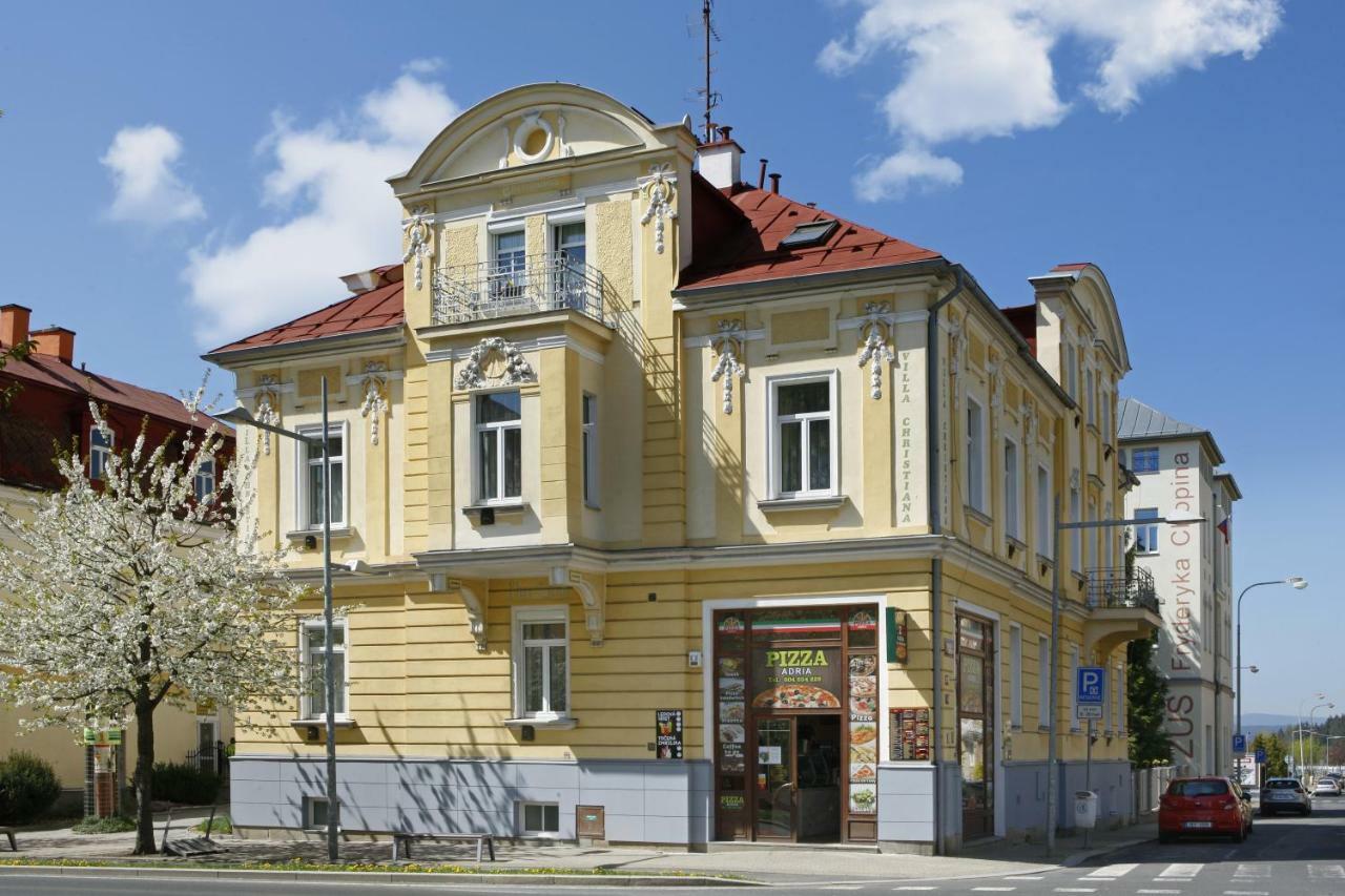 Homely Apartments Villa Christiana Marianske Lazne Exterior photo